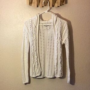 Abercrombie Kids girls off white fringed crocheted hooded cardigan sweater size